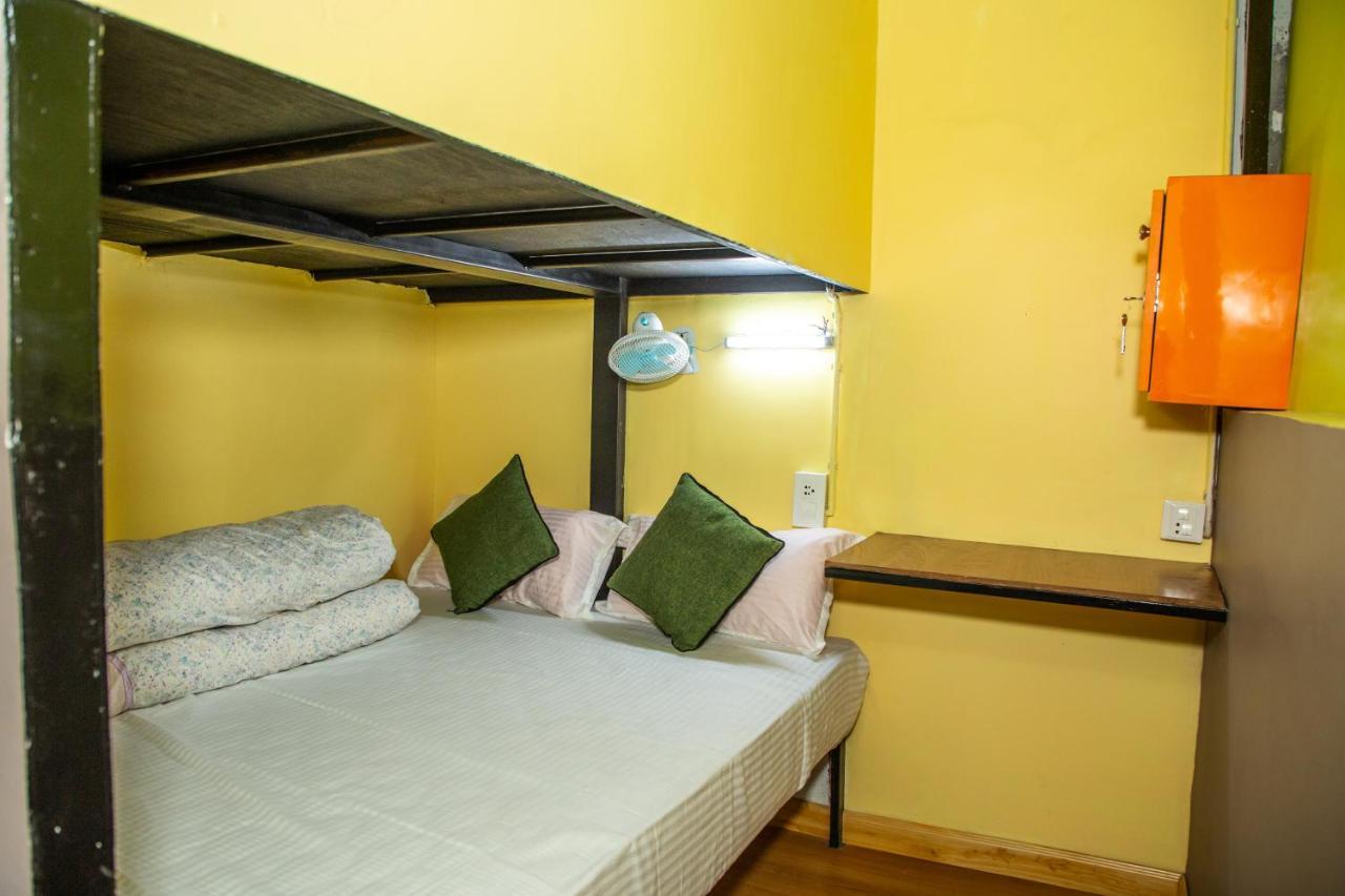 Trekkers Hostel Kathmandu Exteriör bild