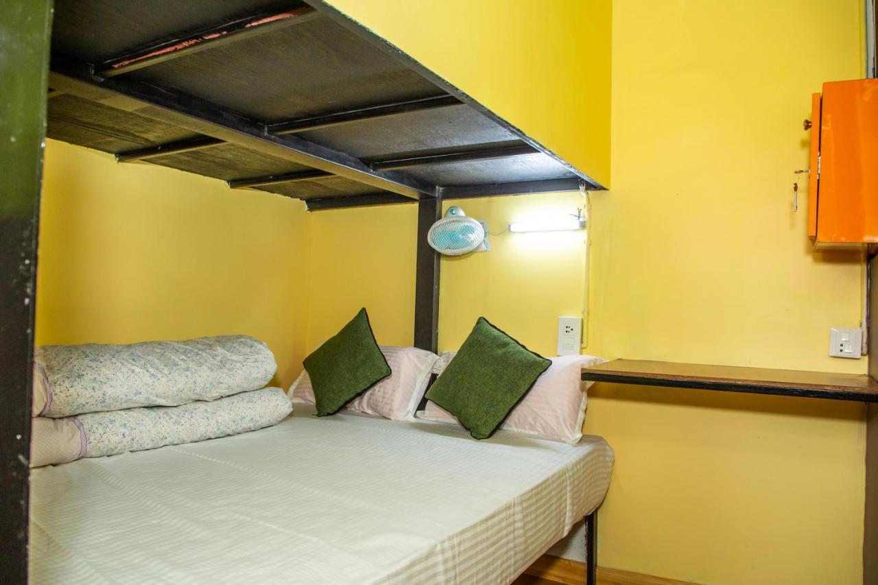 Trekkers Hostel Kathmandu Exteriör bild